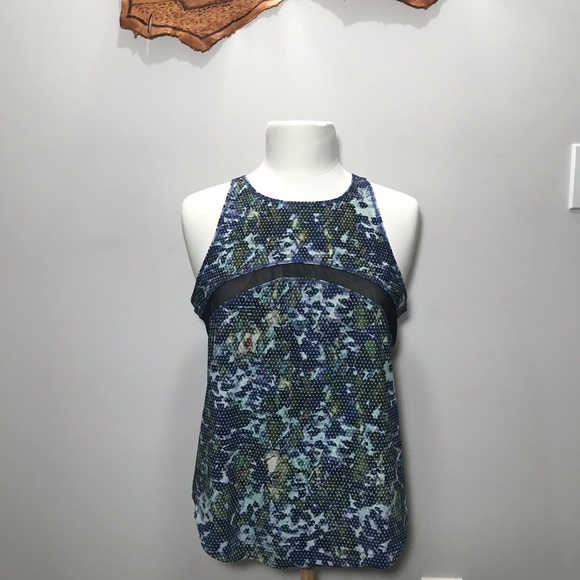 lululemon top&shorts set size 8 In excellent condition - Picture 7 of 10